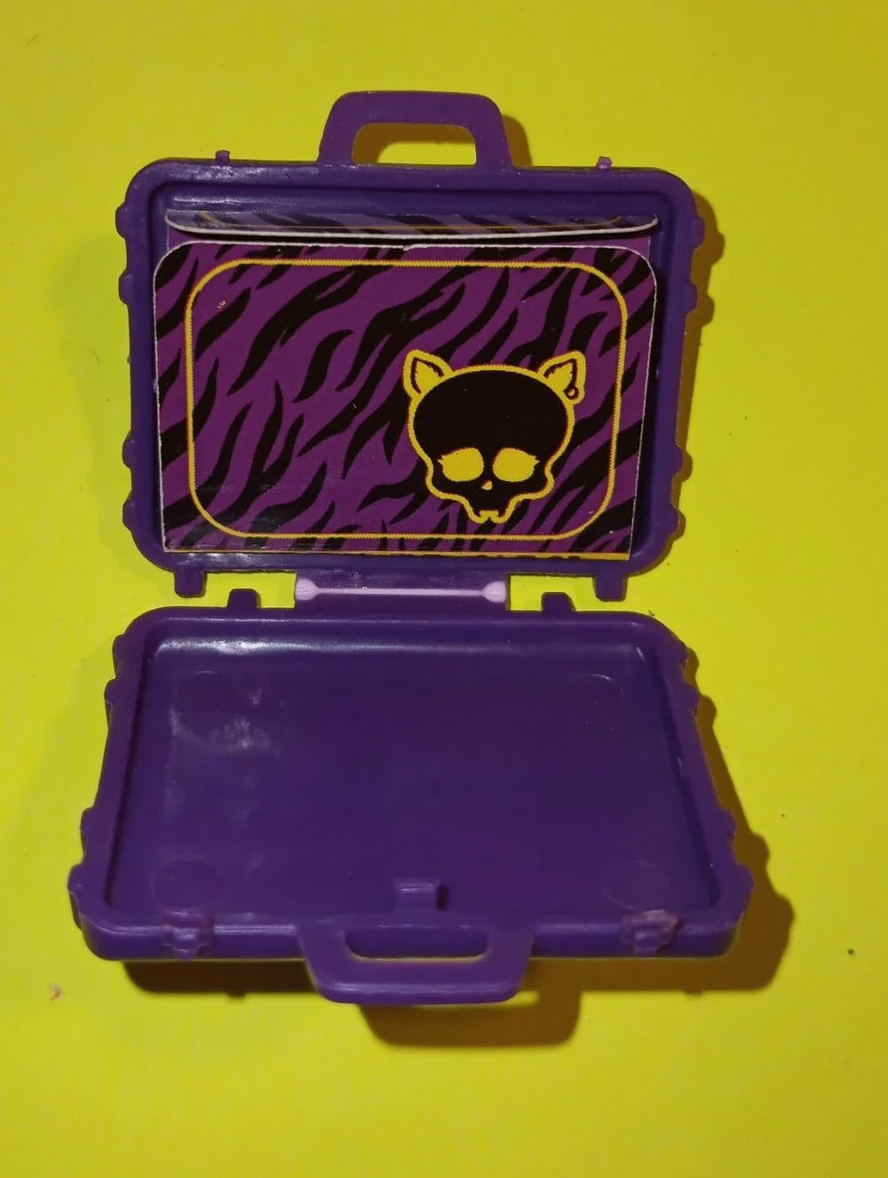 Monster High Clawdeen Wolf Fashion Doll Outfit & Paper Doll